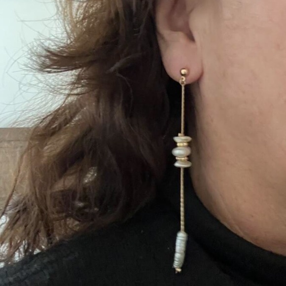 🫧 Faux Pearl Earrings 🫧 - Picture 4 of 5